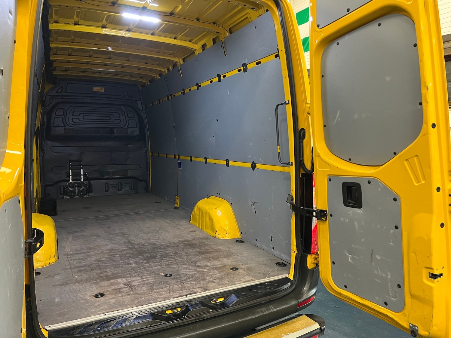 Used Mercedes-Benz Sprinter 2020 for sale - 77930467: Photo 9