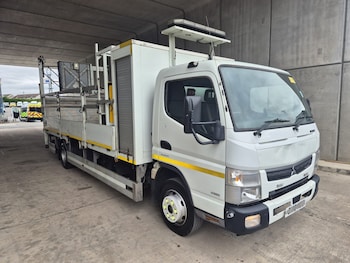Used Mitsubishi Canter 2019 for sale - 75760325: Photo