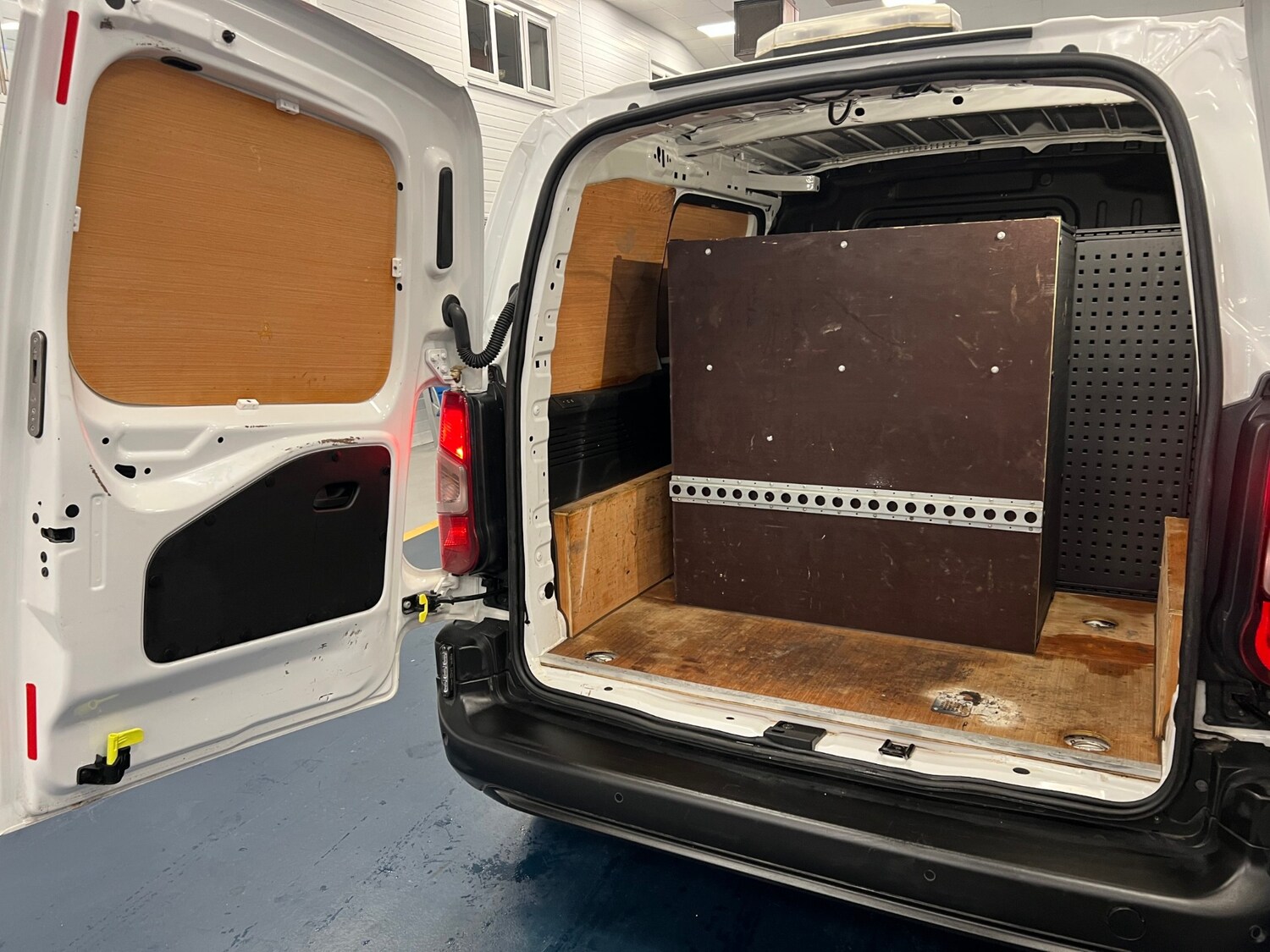 Used Peugeot Partner 2020 for sale - 77715859: Photo 13