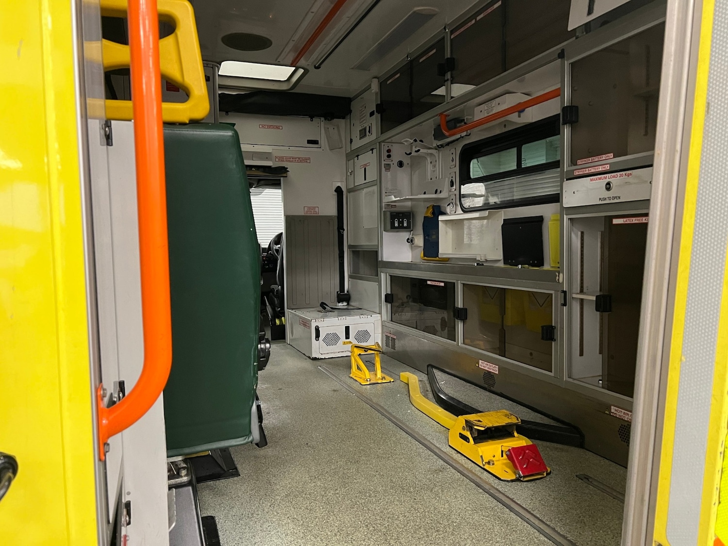 Used Mercedes-Benz Sprinter 2015 for sale - 77916232: Photo 10