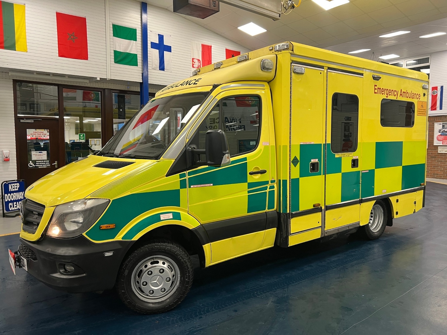 Used Mercedes-Benz Sprinter 2015 for sale - 77916232: Photo 3