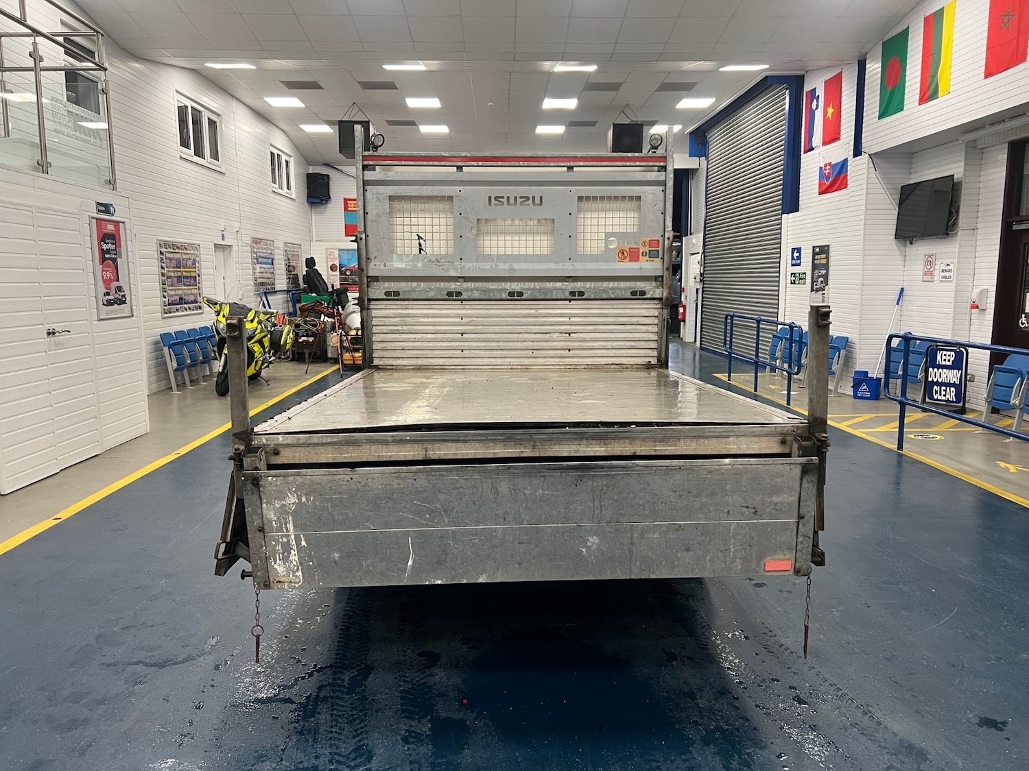 Used Isuzu Other 2016 for sale - 76835080: Photo 14