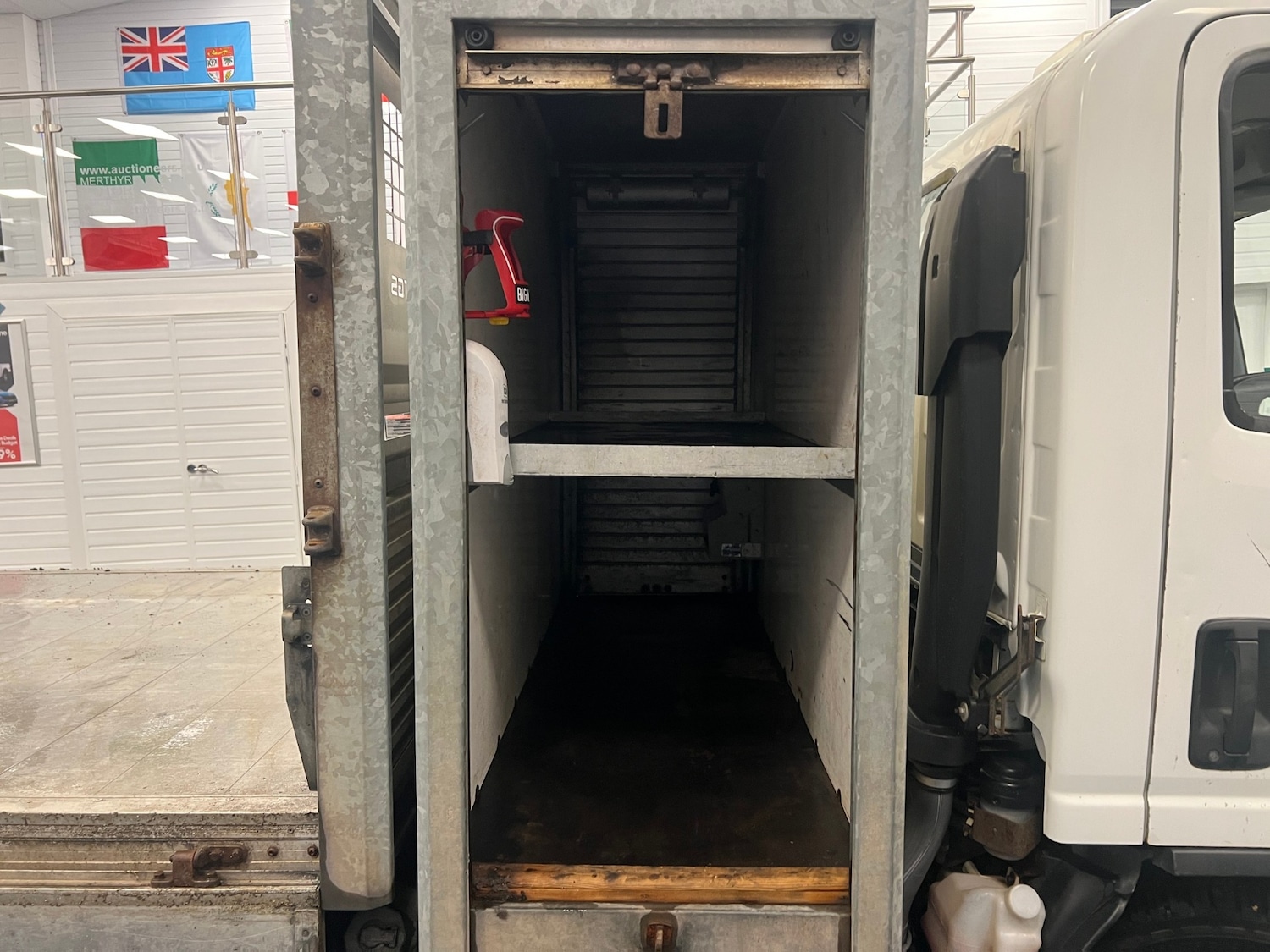 Used Isuzu Other 2016 for sale - 76835080: Photo 18