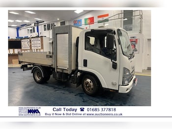 Used Isuzu Other 2016 for sale - 76835080: Photo