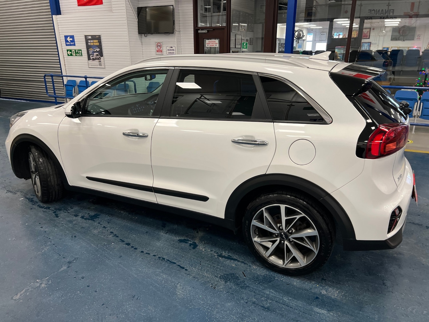 Used Kia Niro 2021 for sale - 76807813: Photo 4