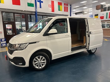 Used Volkswagen Transporter 2024 for sale - 79492209: Photo