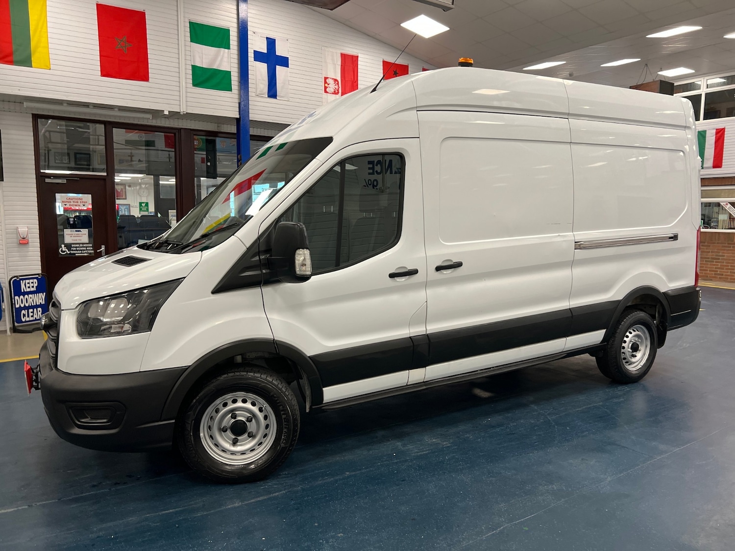 Used Ford Transit 2020 for sale - 76413426: Photo 3