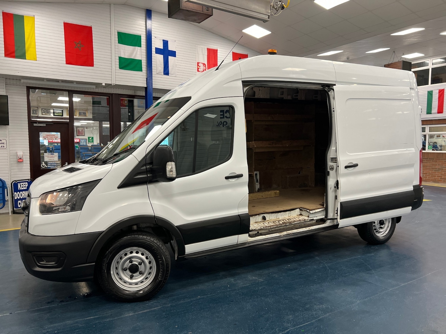 Used Ford Transit 2020 for sale - 76413426: Photo 6