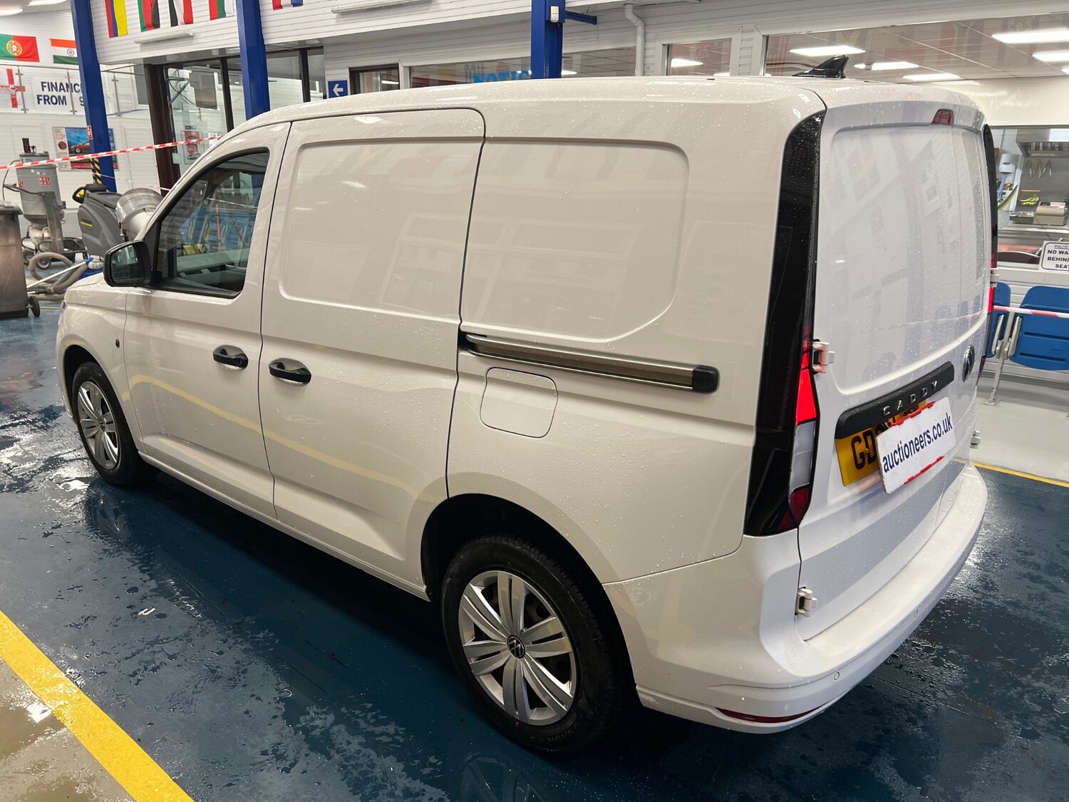 Used Volkswagen Caddy 2021 for sale - 77336630: Photo 4