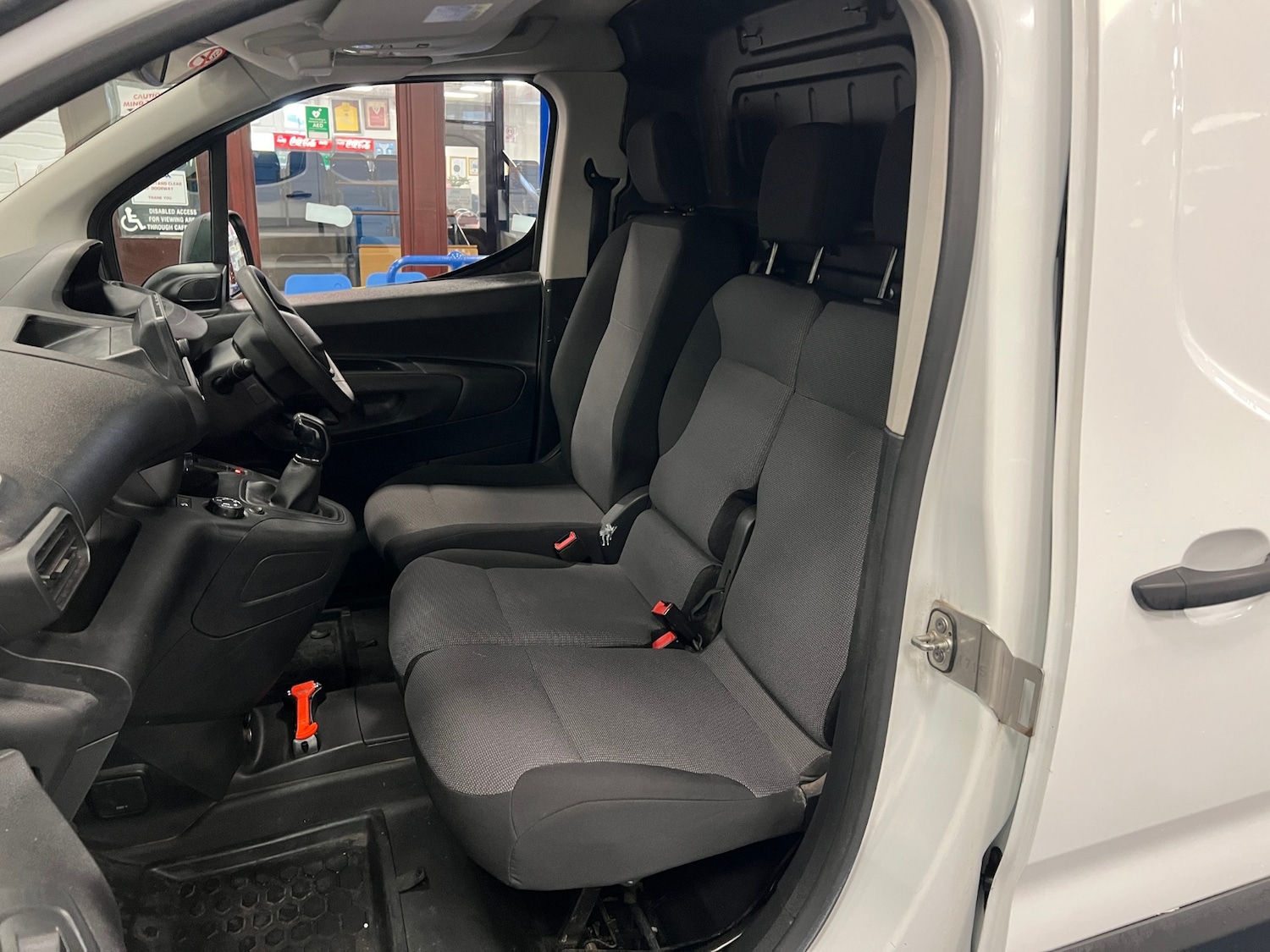 Used Peugeot Partner 2019 for sale - 77578741: Photo 15