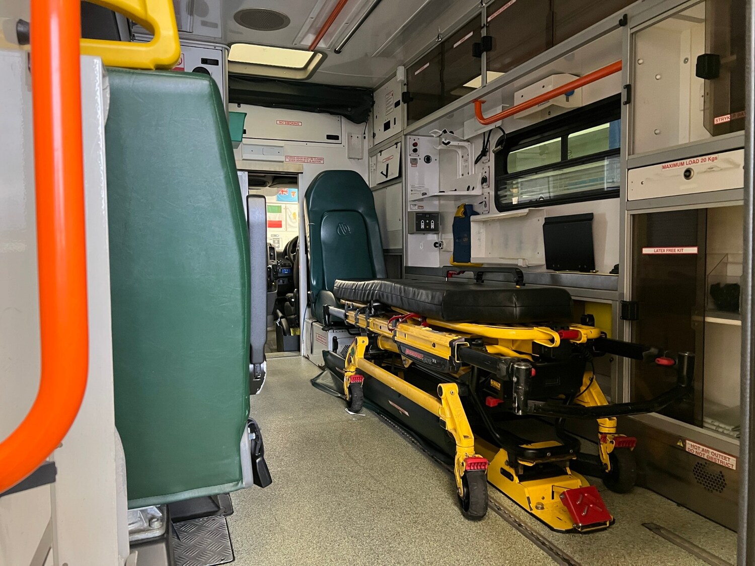 Used Mercedes-Benz Sprinter 2015 for sale - 77337034: Photo 11