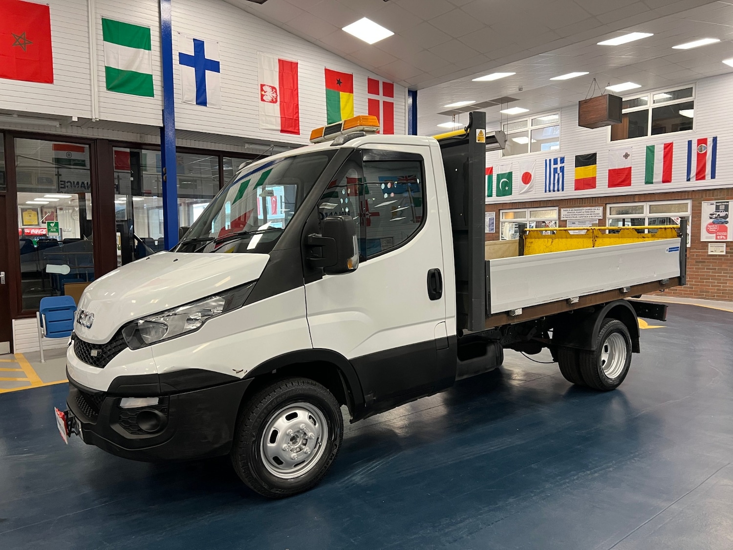 Used Iveco Daily 2016 for sale - 77984066: Photo 3