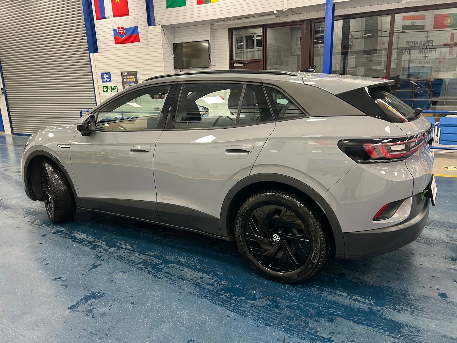 Used Volkswagen ID.4 2021 for sale - 76797470: Photo 4