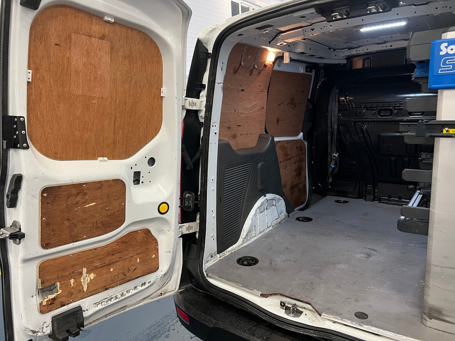 Used Ford Transit Connect 2019 for sale - 77459740: Photo 14