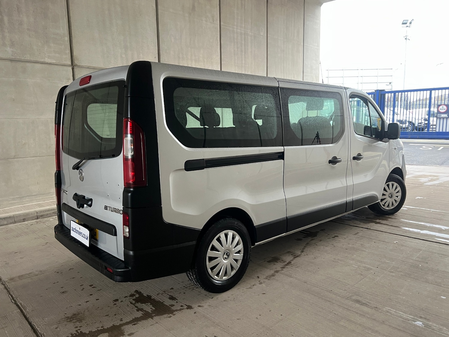 Used Vauxhall Vivaro 2016 for sale - 77375829: Photo 5