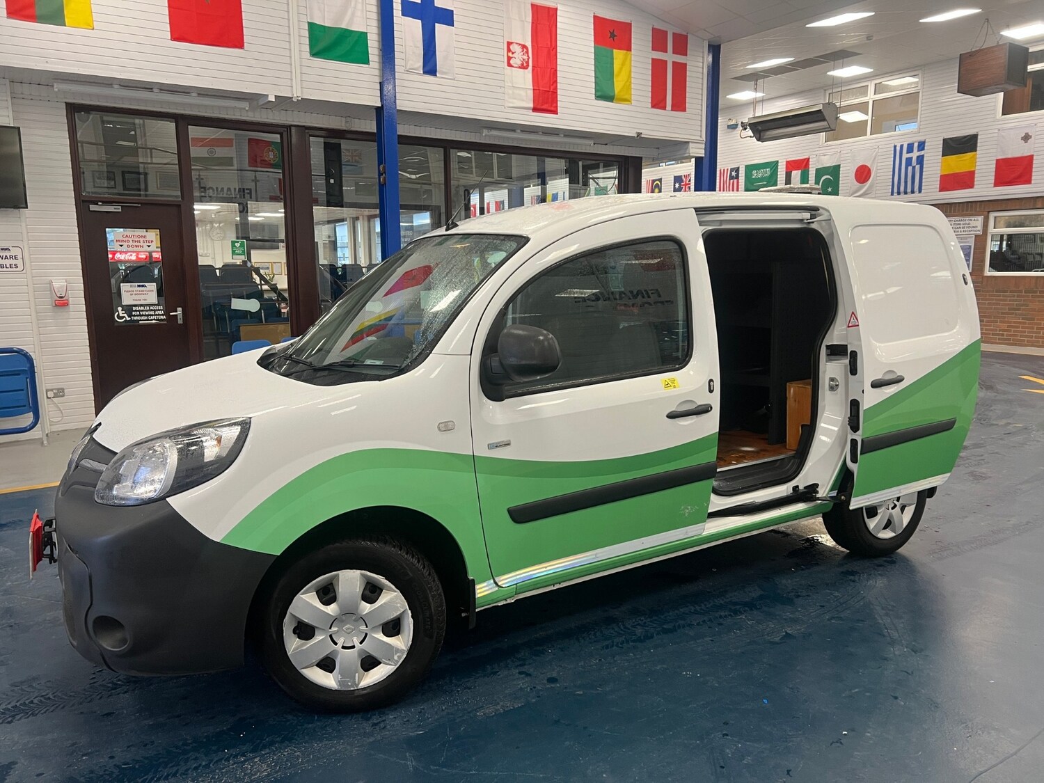 Used Renault Kangoo 2020 for sale - 77592225: Photo 6