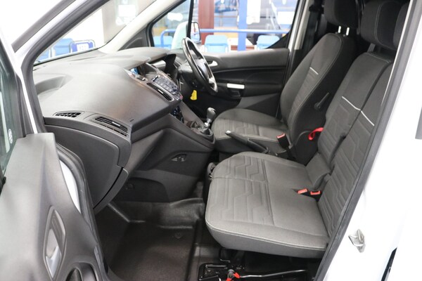 Used Ford Transit Connect 2017 for sale - 70826339: Photo 12