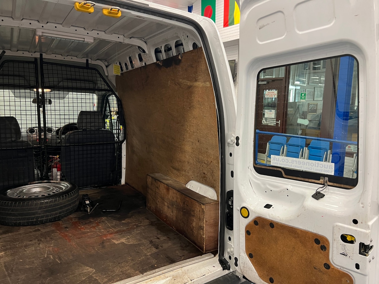 Used Ford Transit Connect 2010 for sale - 76577165: Photo 11