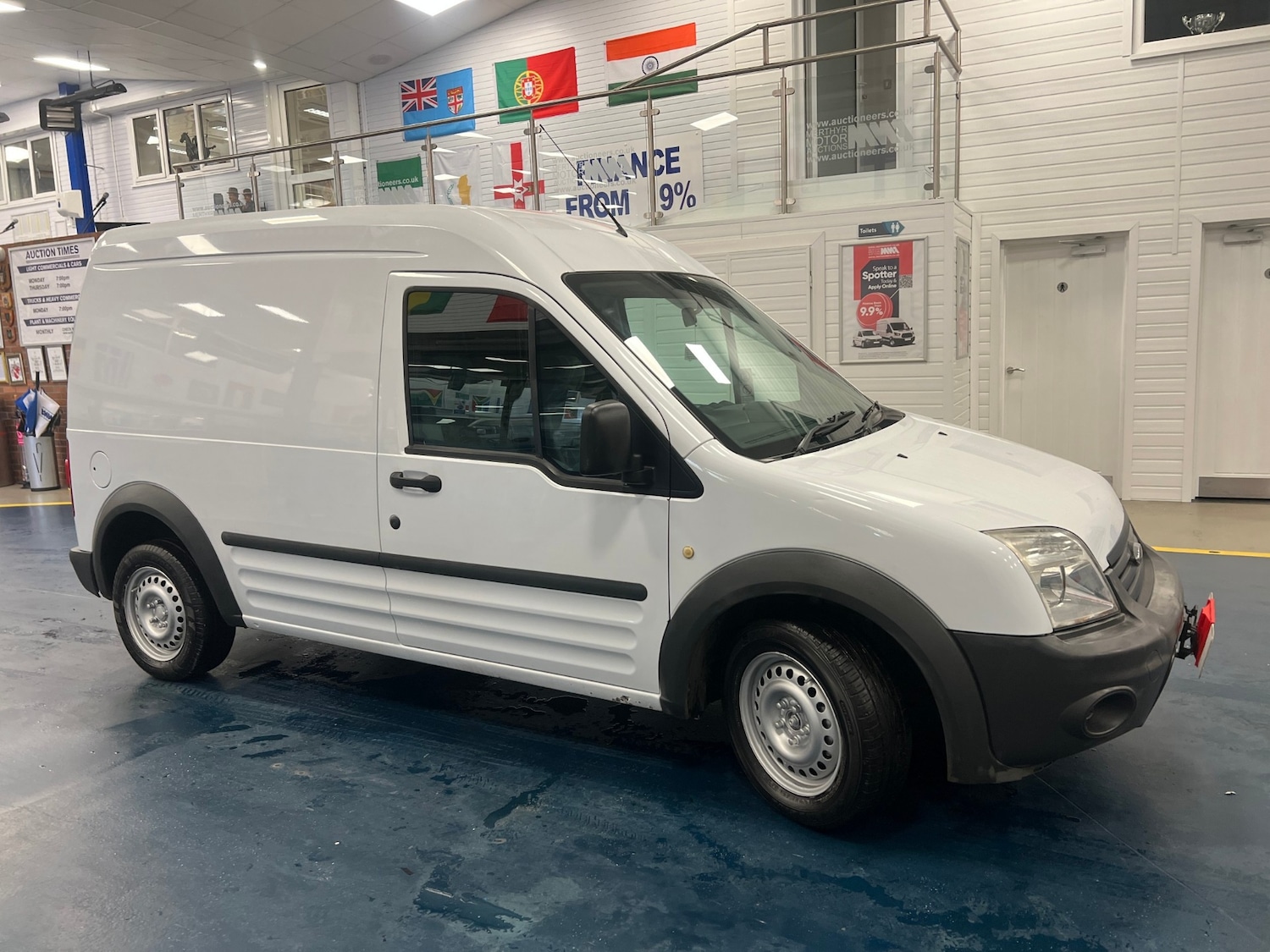 Used Ford Transit Connect 2010 for sale - 76577165: Photo 2