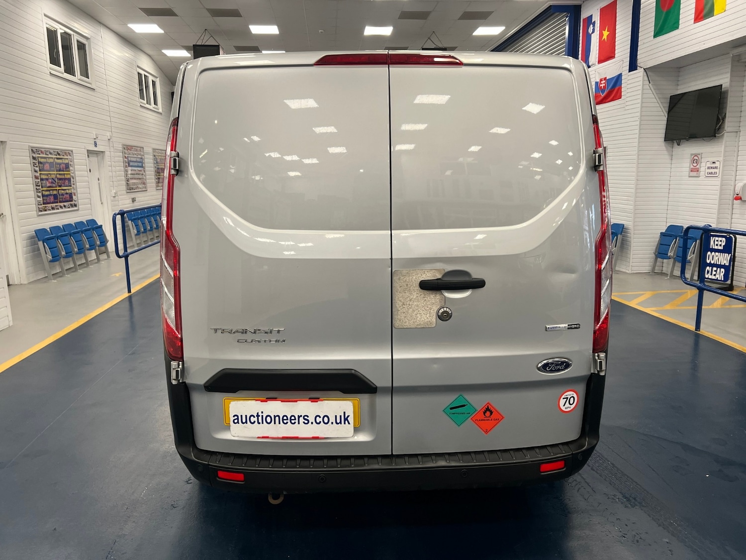 Used Ford Transit Custom 2020 for sale - 77801829: Photo 12