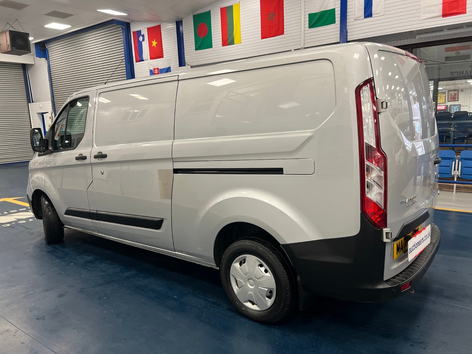 Used Ford Transit Custom 2020 for sale - 77801829: Photo 4