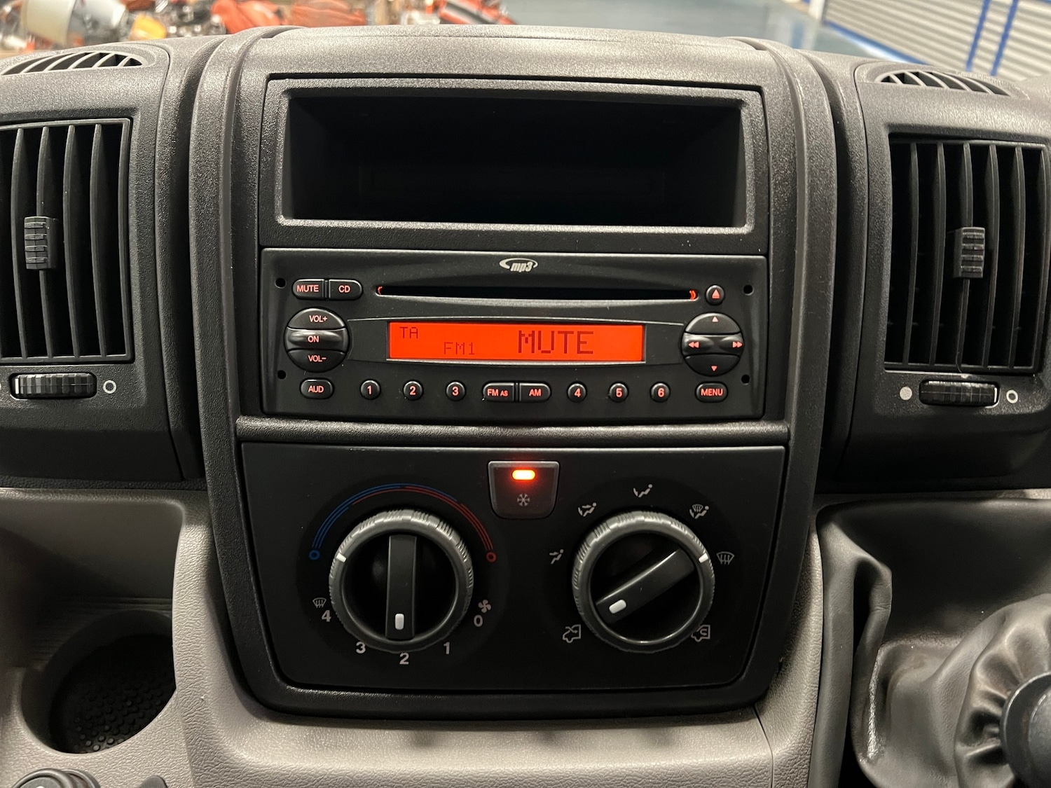 Used Fiat 130 2011 for sale - 76298630: Photo 22