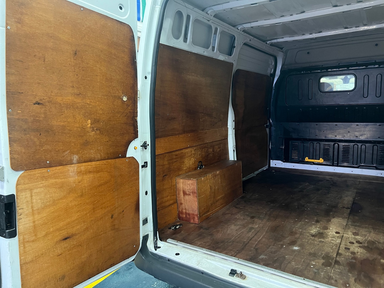 Used Ford Transit 2009 for sale - 77223084: Photo 13