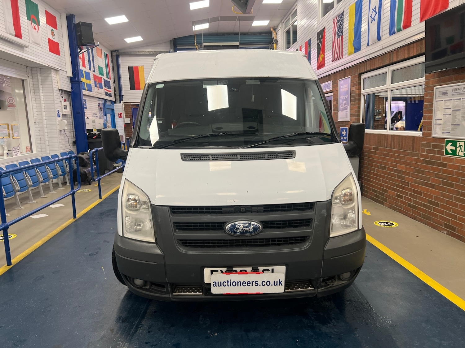 Used Ford Transit 2009 for sale - 77223084: Photo 9