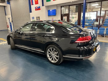 Used Volkswagen Passat 2017 for sale - 79136527: Photo