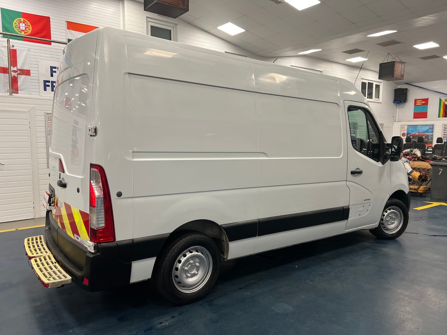 Used Vauxhall Movano 2014 for sale - 76391229: Photo 5