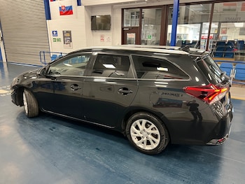 Used Toyota Auris 2018 for sale - 78553111: Photo