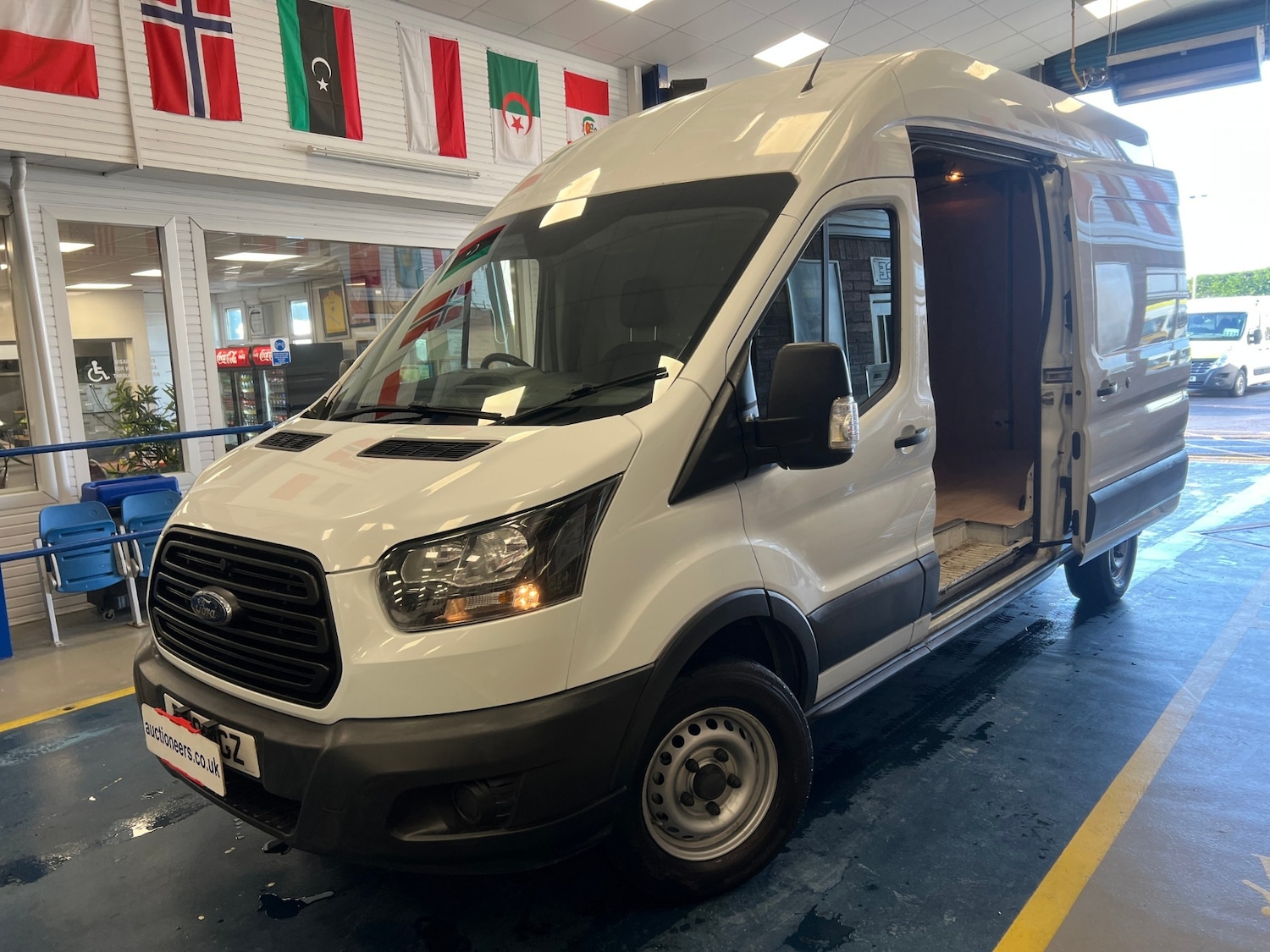 Used Ford Transit 2019 for sale - 77285765: Photo 6