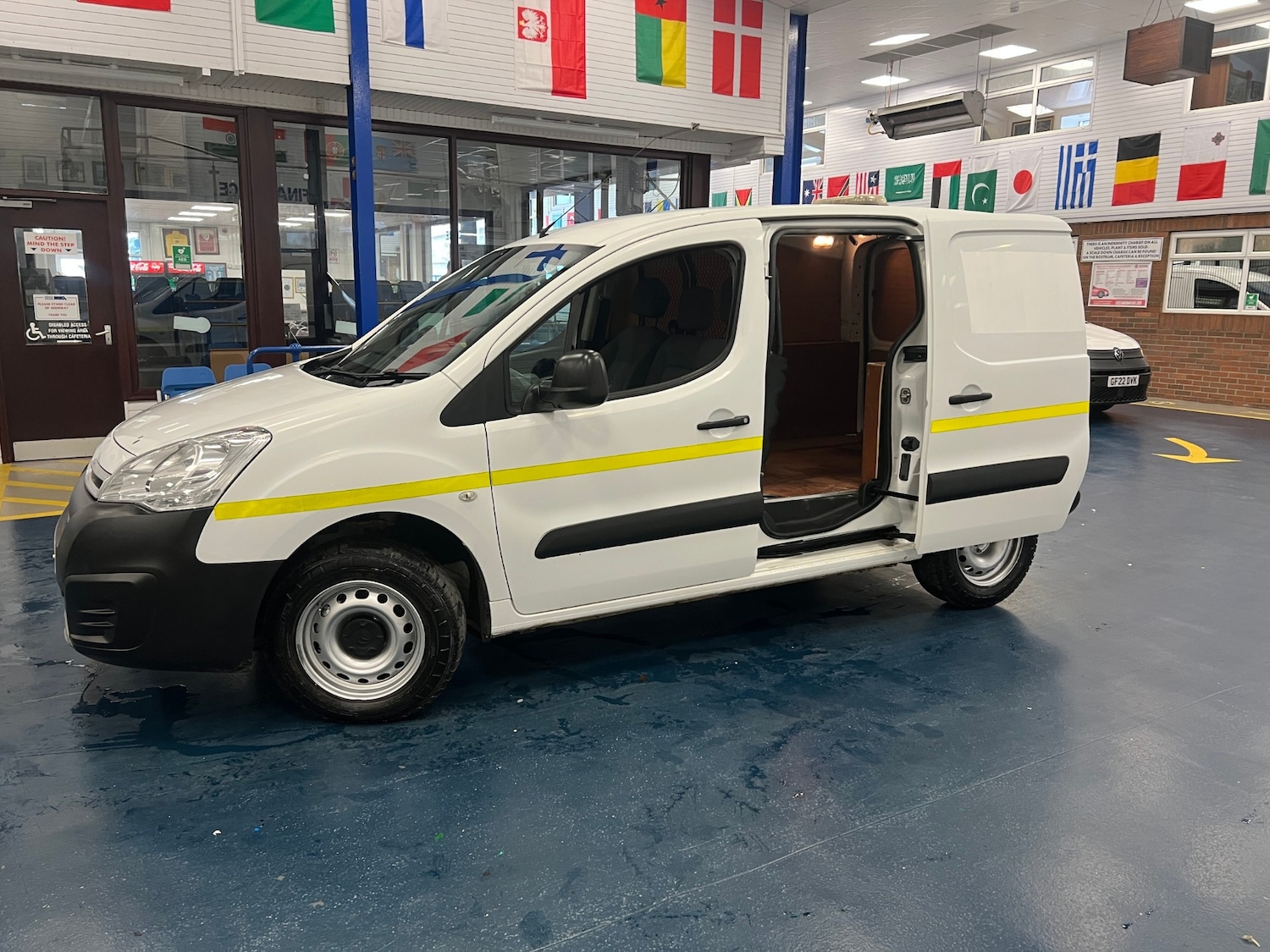 Used Citroen Berlingo 2016 for sale - 76195895: Photo 6