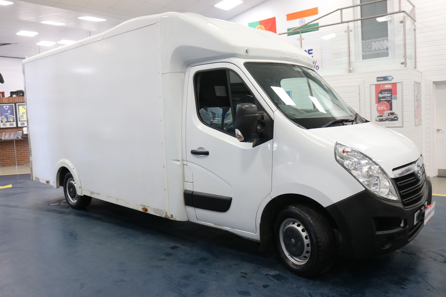 Used Vauxhall Movano 2017 for sale - 77127405: Photo 2