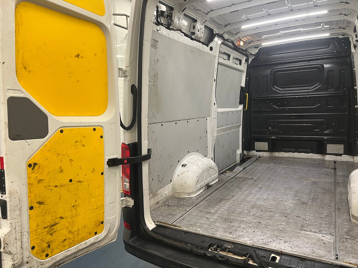 Used Volkswagen Crafter 2019 for sale - 76611183: Photo 12
