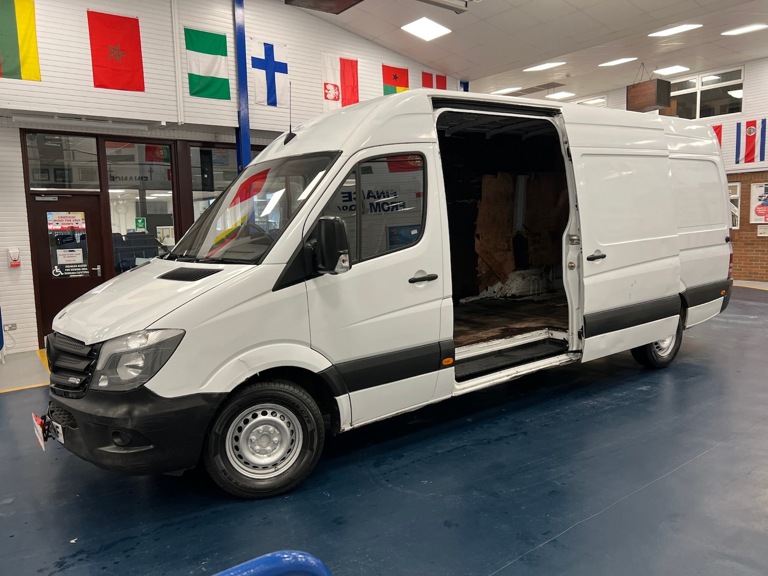 Used Mercedes-Benz Sprinter 2015 for sale - 77528112: Photo 6