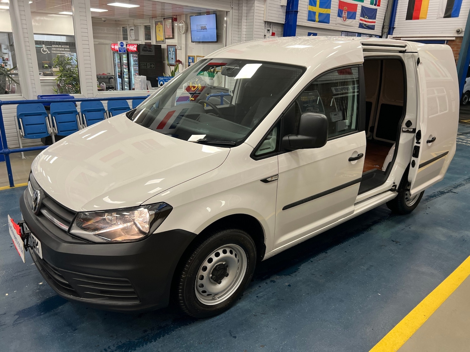 Used Volkswagen Caddy 2016 for sale - 77261986: Photo 6