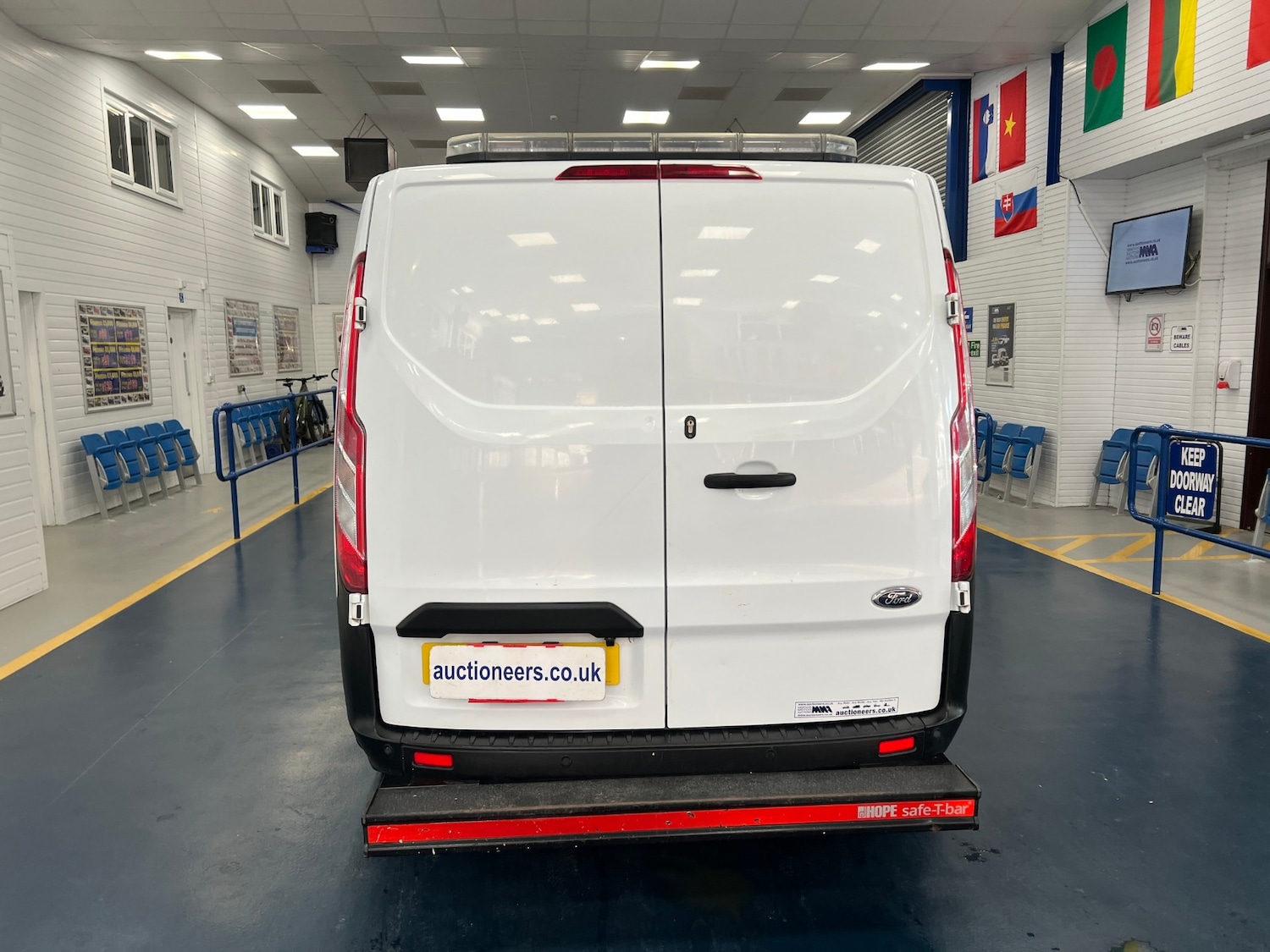 Used Ford Transit Custom 2020 for sale - 78222880: Photo 10