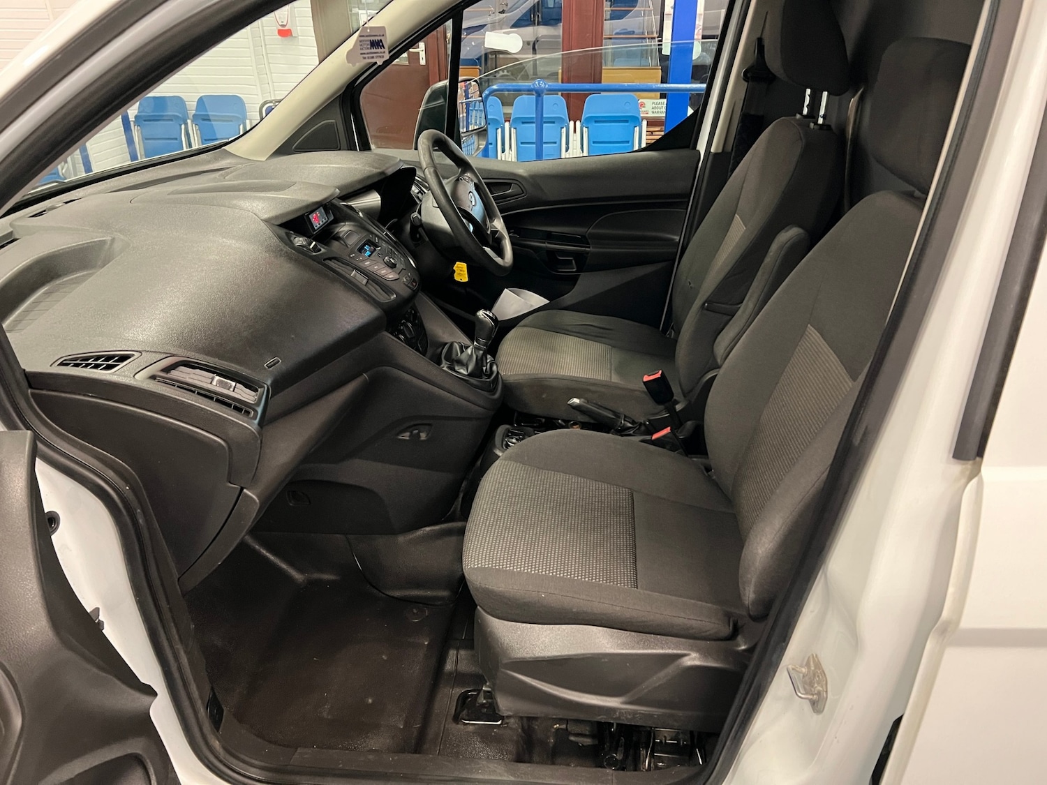Used Ford Transit Connect 2018 for sale - 78161930: Photo 9