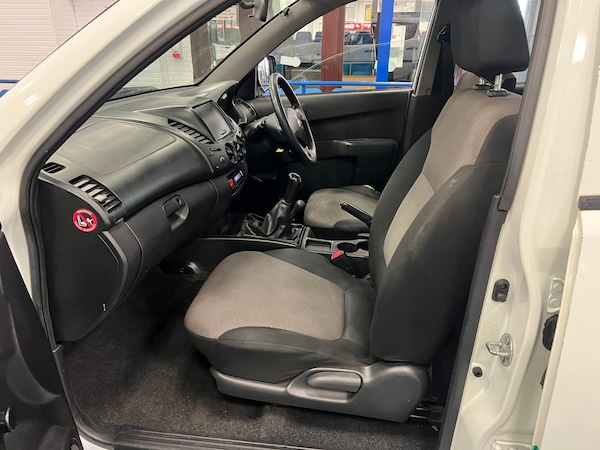Used Mitsubishi L200 2014 for sale - 76234541: Photo 11