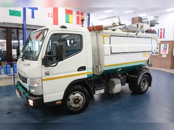 Used Mitsubishi Canter 2014 for sale - 74511187: Photo