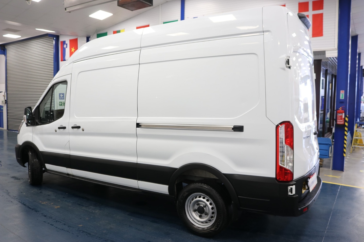 Used Ford Transit 2020 for sale - 77125881: Photo 4