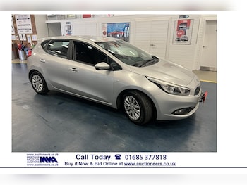 Used Kia Ceed 2014 for sale - 76222202: Photo