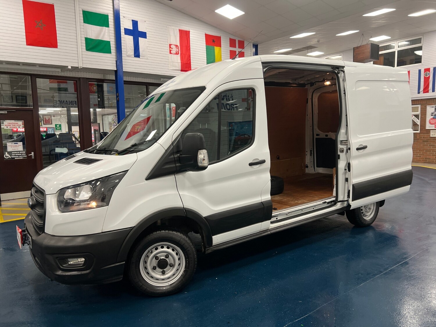 Used Ford Transit 2022 for sale - 76792427: Photo 6