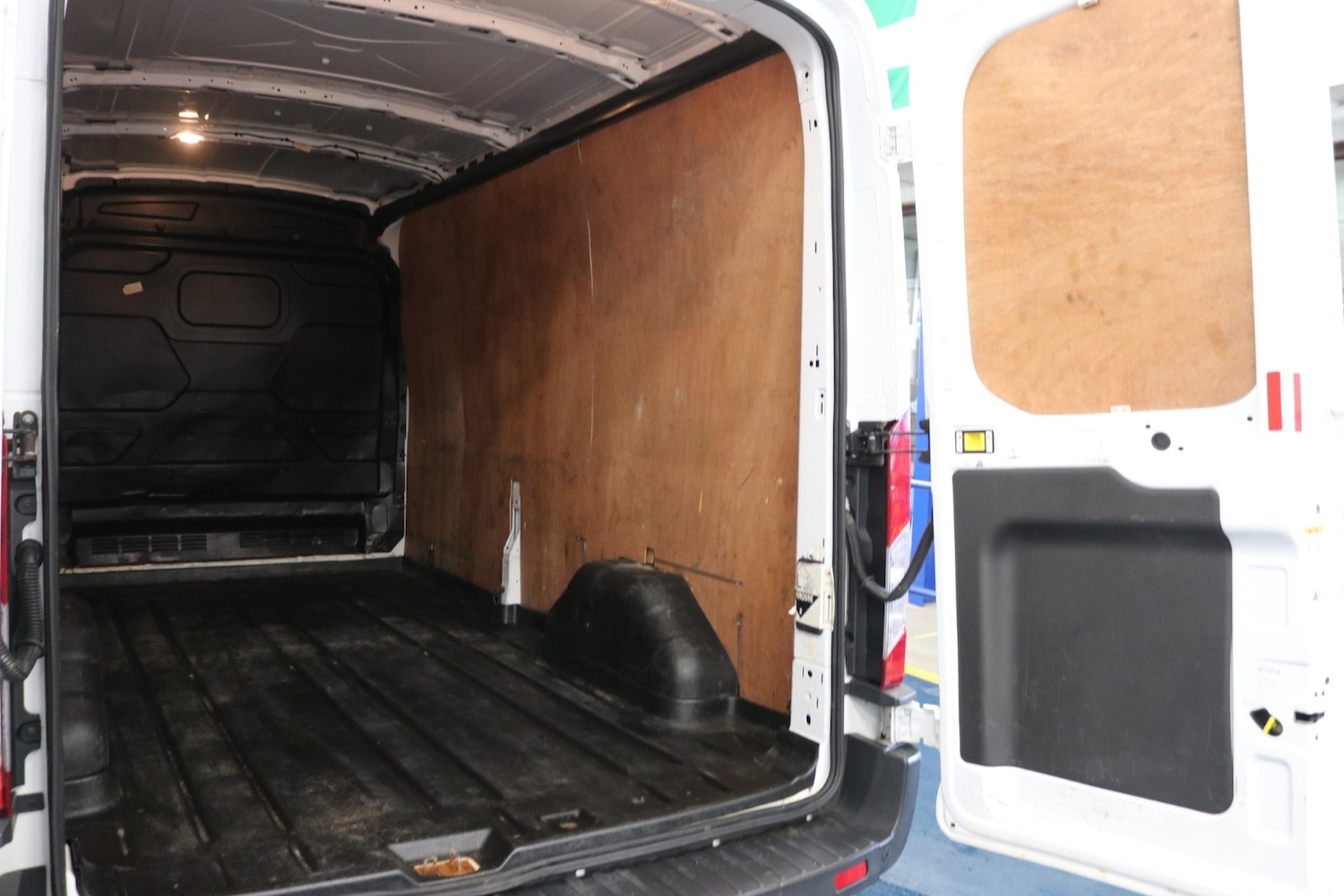 Used Ford Transit 2018 for sale - 77125860: Photo 14