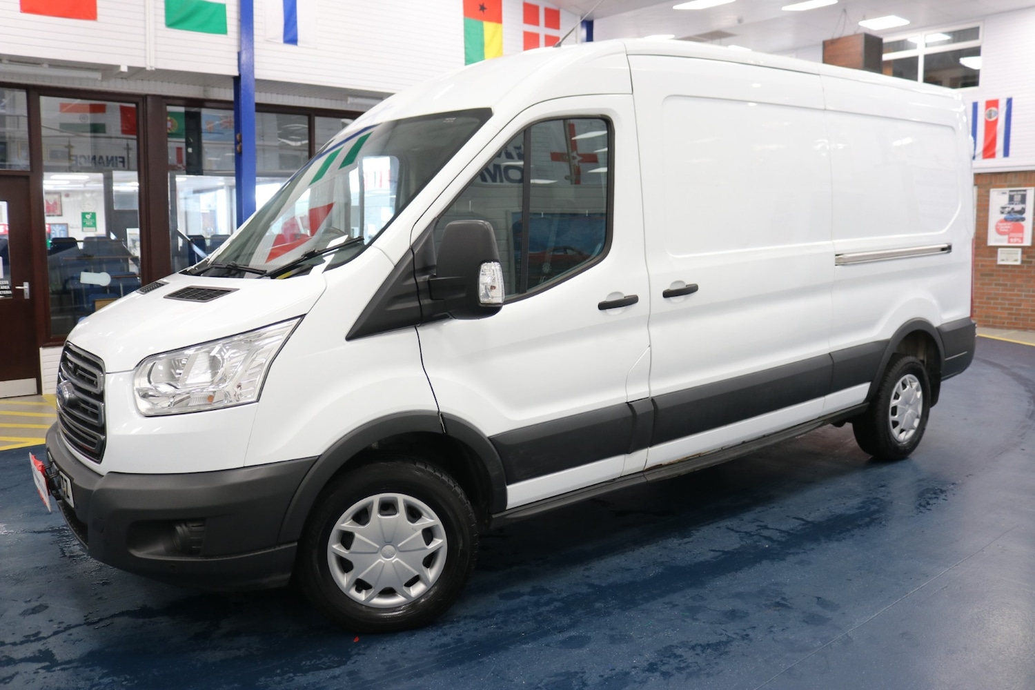 Used Ford Transit 2018 for sale - 77125860: Photo 3
