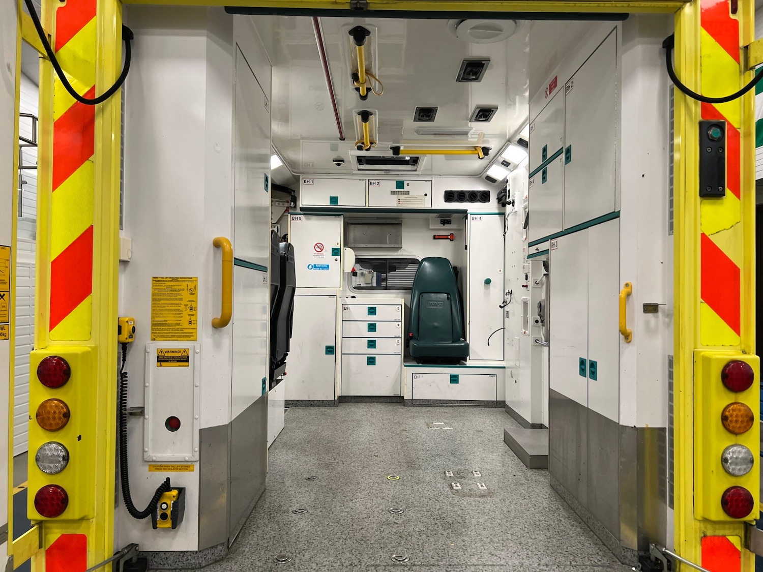 Used Mercedes-Benz Sprinter 2015 for sale - 76553887: Photo 11