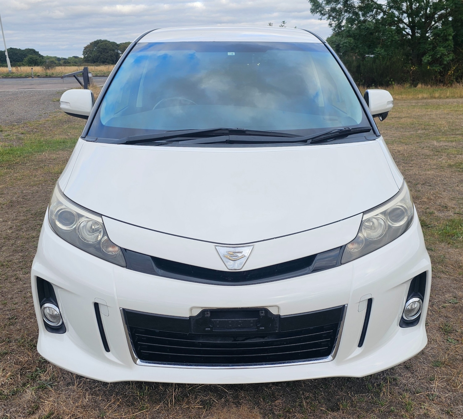 Used Toyota Estima 2025 for sale - 76709808: Photo 15