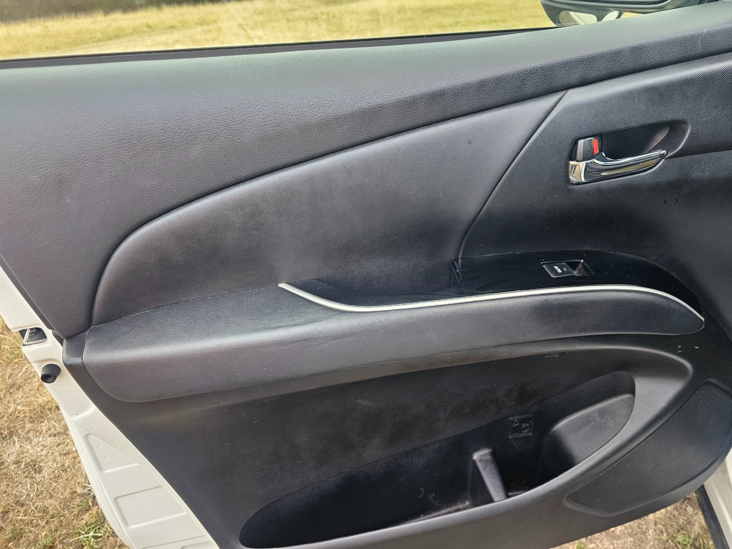 Used Toyota Estima 2025 for sale - 76709808: Photo 22