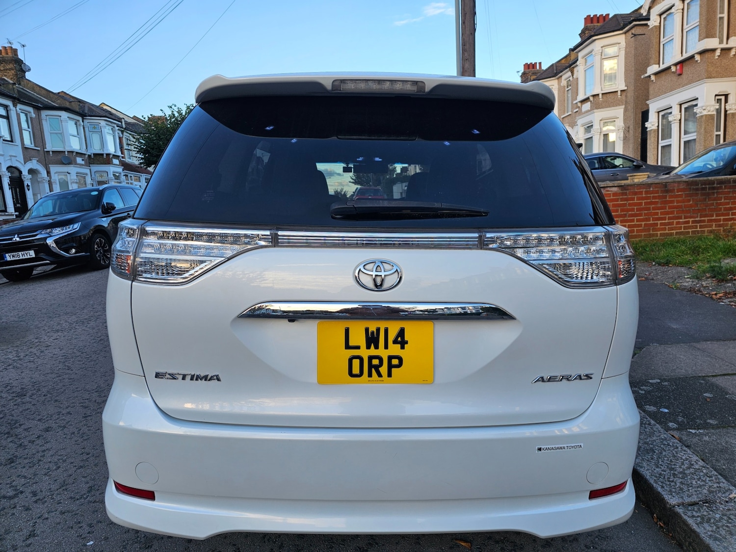 Used Toyota Estima 2025 for sale - 76709808: Photo 5